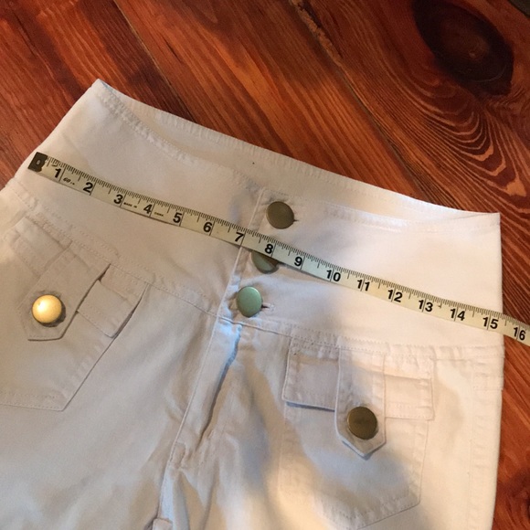 Cache High waisted white jeans. Boot leg. 6 - Picture 5 of 6